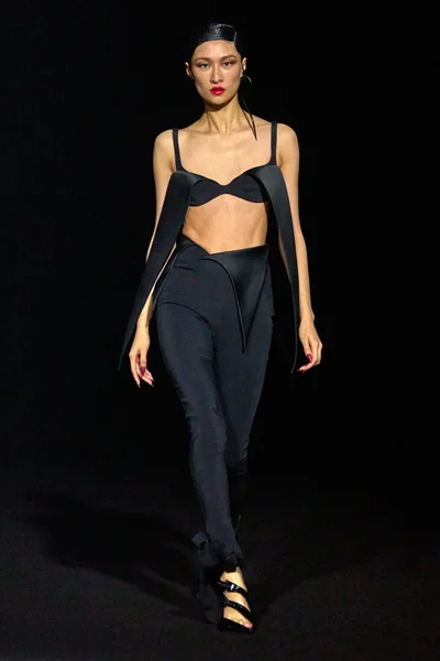 Look 2